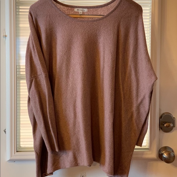 Sweater - Picture 1 of 1